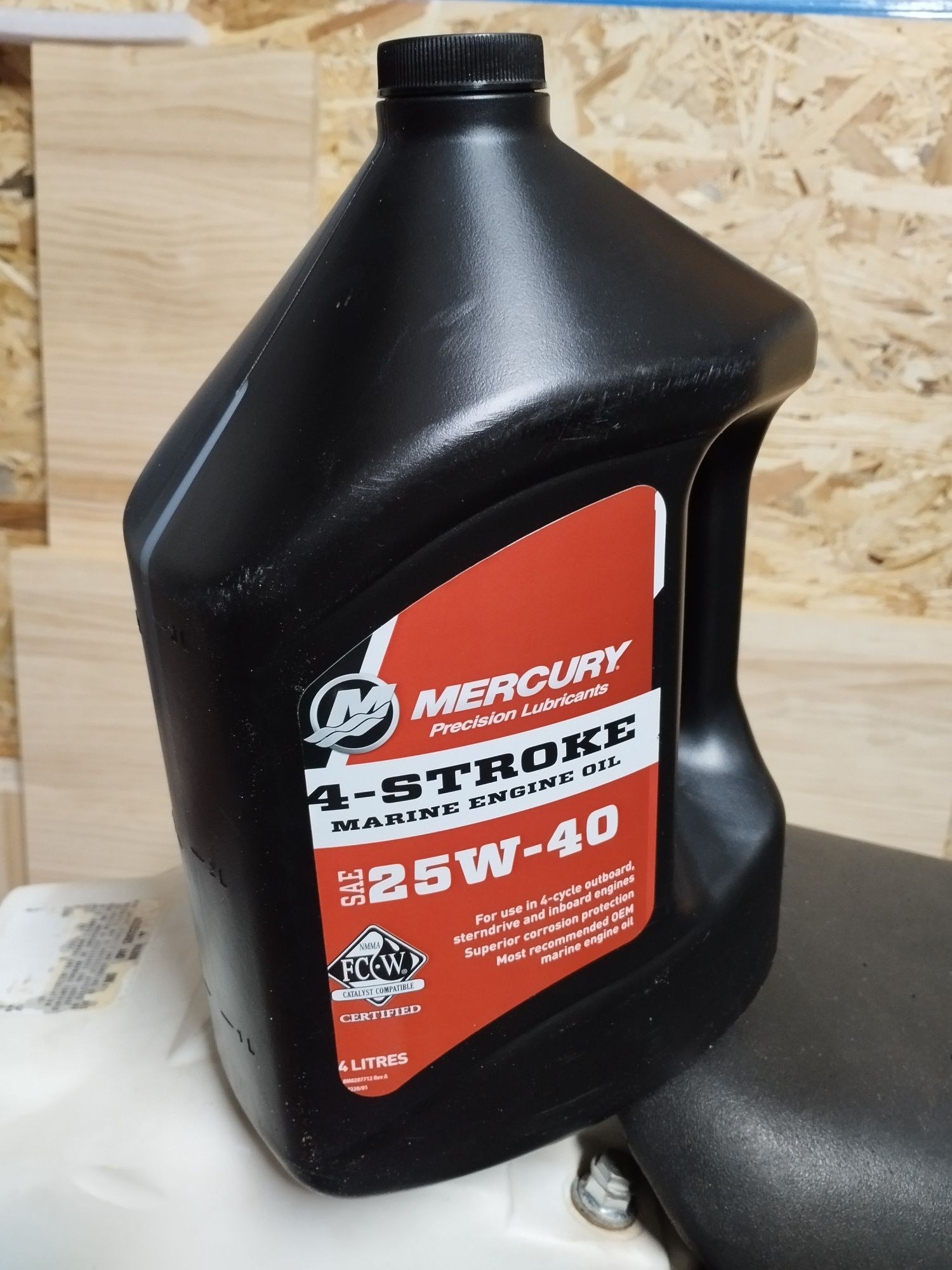 Oleo 25w-40 SAE Mercury marítimo 8litros