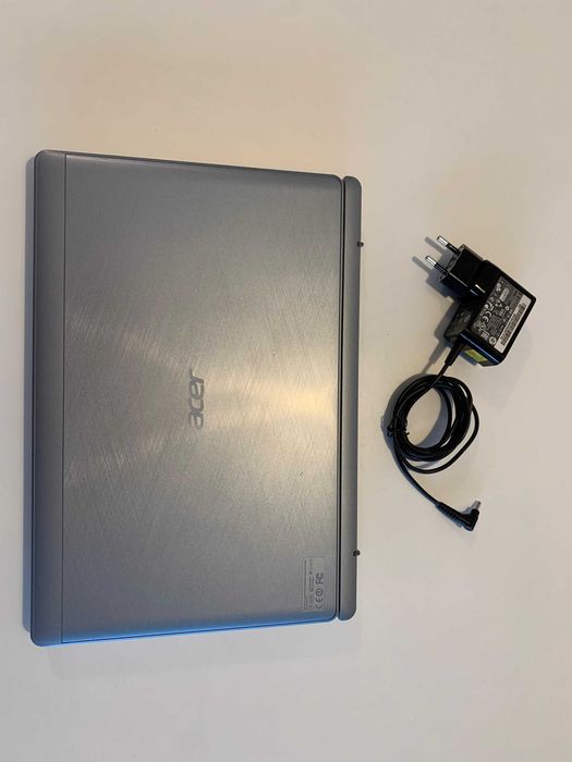 Acer Aspire Switch 10 – 10.1" Hybrydowy Laptop / Tablet