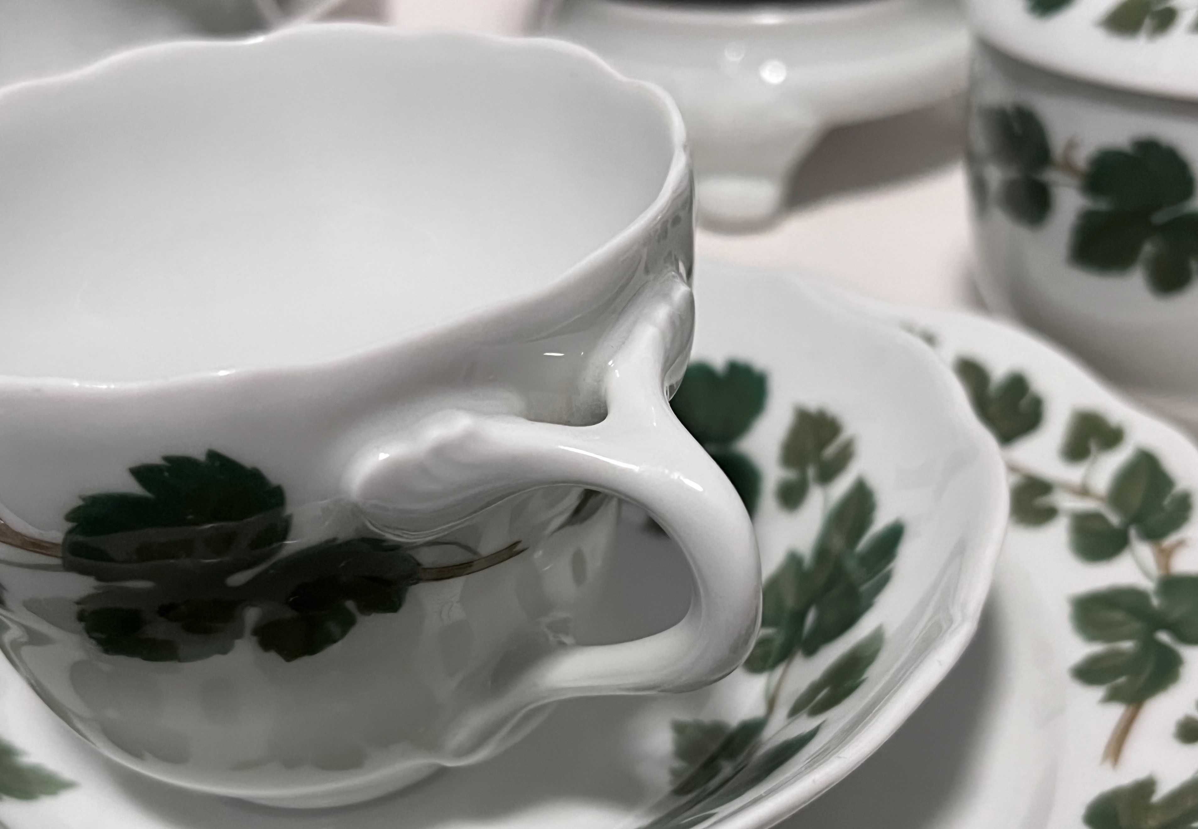 Zestaw herbata śniadaniowy porcelana Hutschenreuther "Weinlaub".