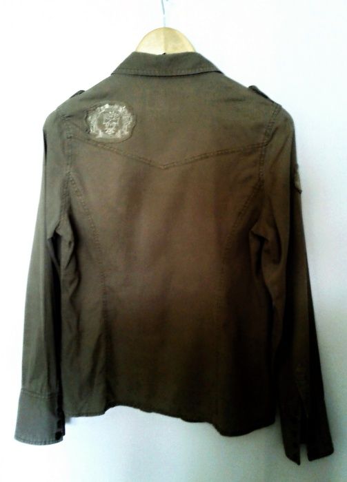Фирменная рубашка  Capsize женская хаки, стиль милитари размер 46