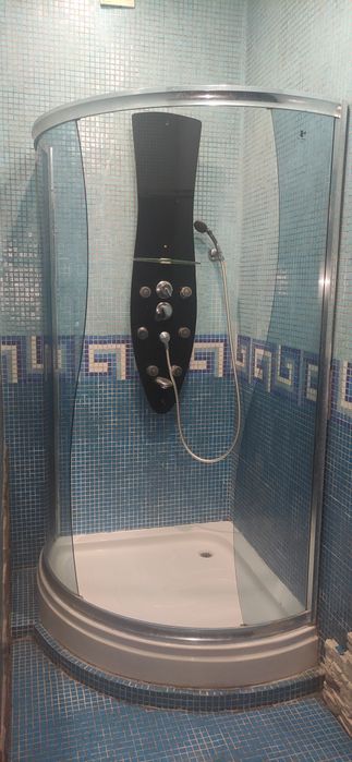 Душові бокси б/у