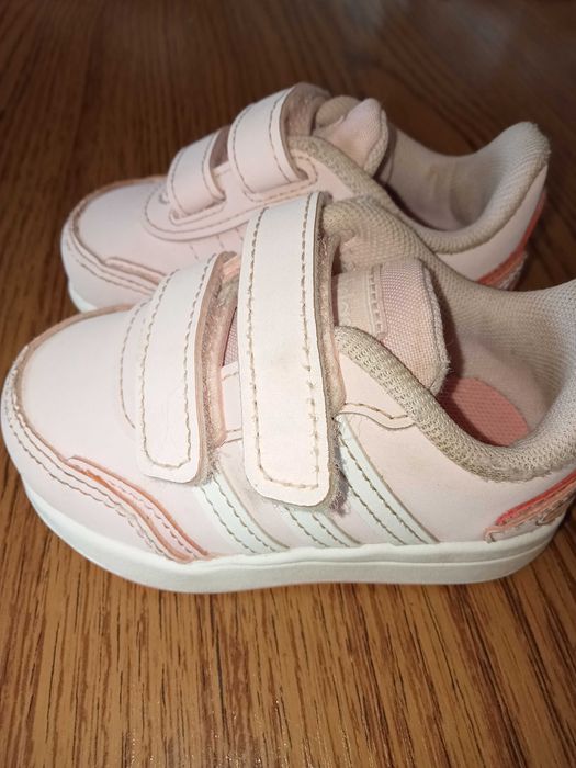 Buciki Adidas 19