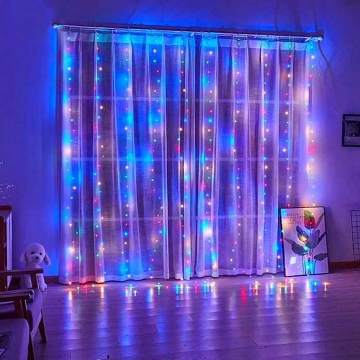 Фасадна 180 LED гірлянда "штора", 2х2 м. біла та мультибарви