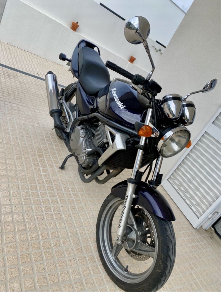 Kawasaki ER 500 A