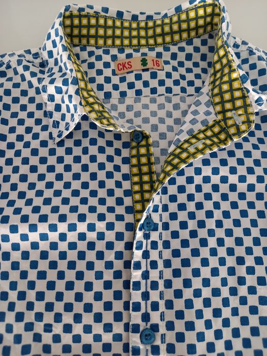 Camisa tamanho 16 anos