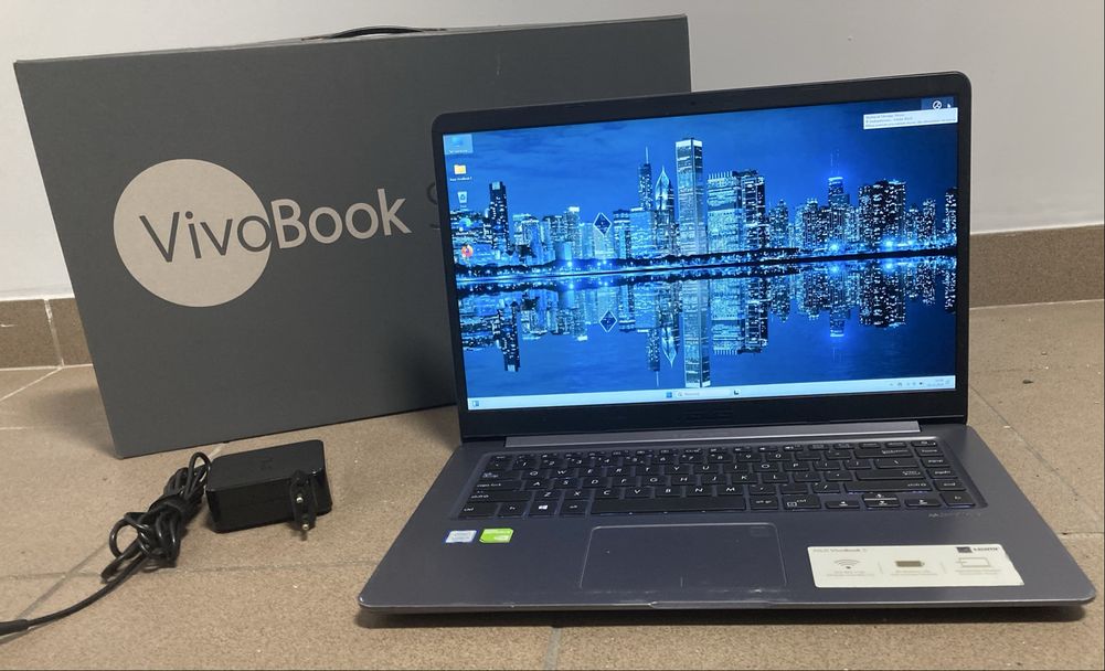 Laptop Asus VivoBooks S 15 cali