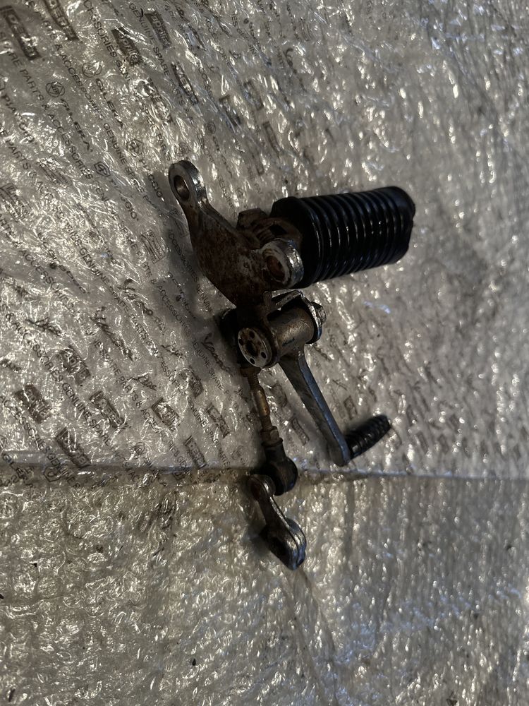 KAWASAKI GT 550 / 1983/1990 (KZ550G) Set Lewy M310