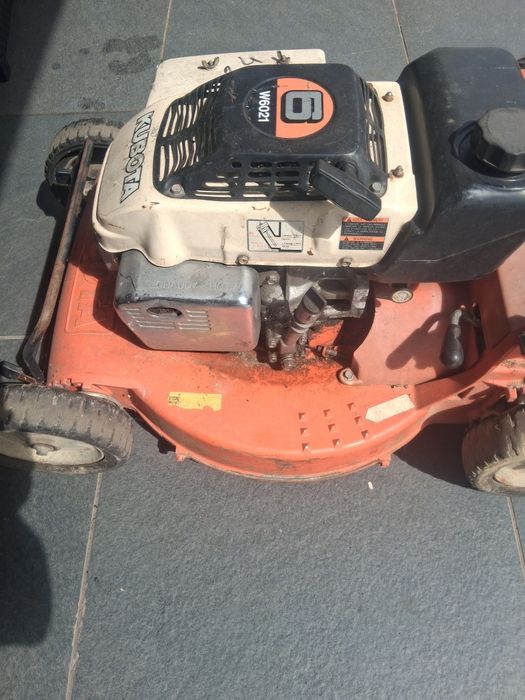 Corta relva KUBOTA