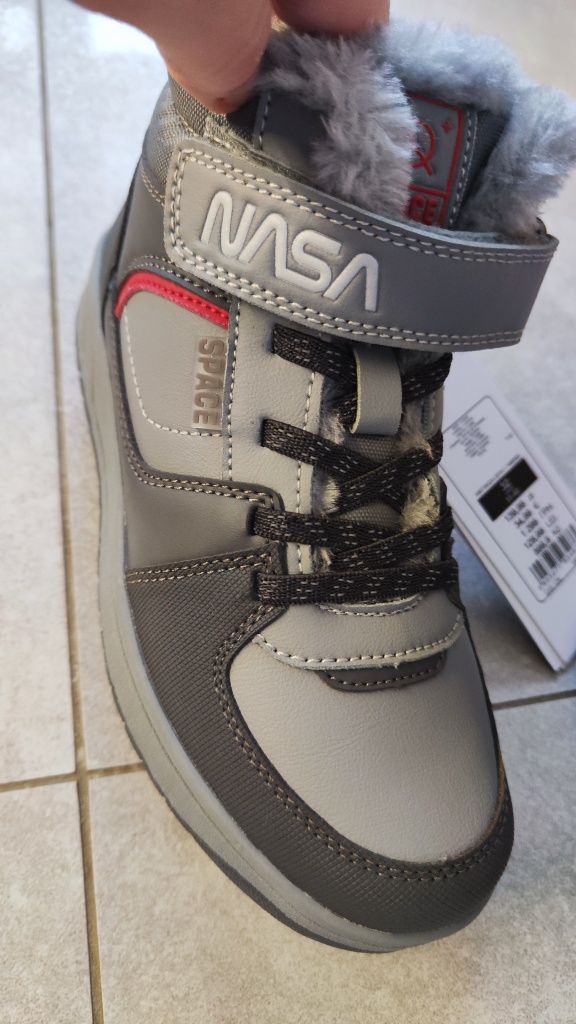 Nowe buty ocieplane zimowe Nasa 32 trzewiki chłopiece Cool Club