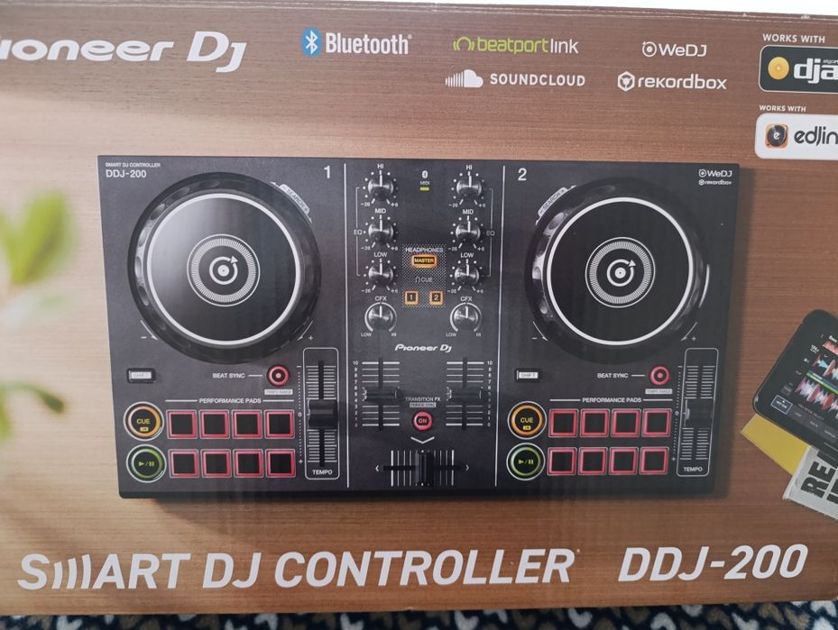 Mesa de mistura Pioneer