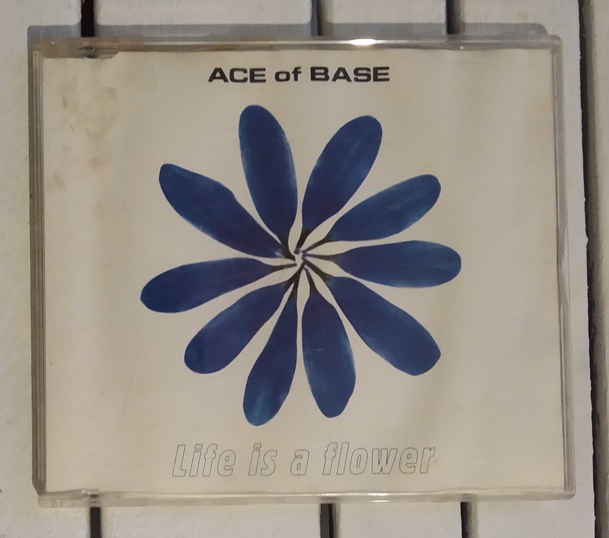 15 CDs de Ace Of Base (4 albuns e 11 singles)