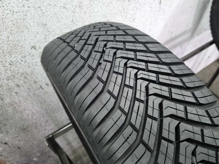 195/65/15 91T Continental All Season Contact Dot.1922R