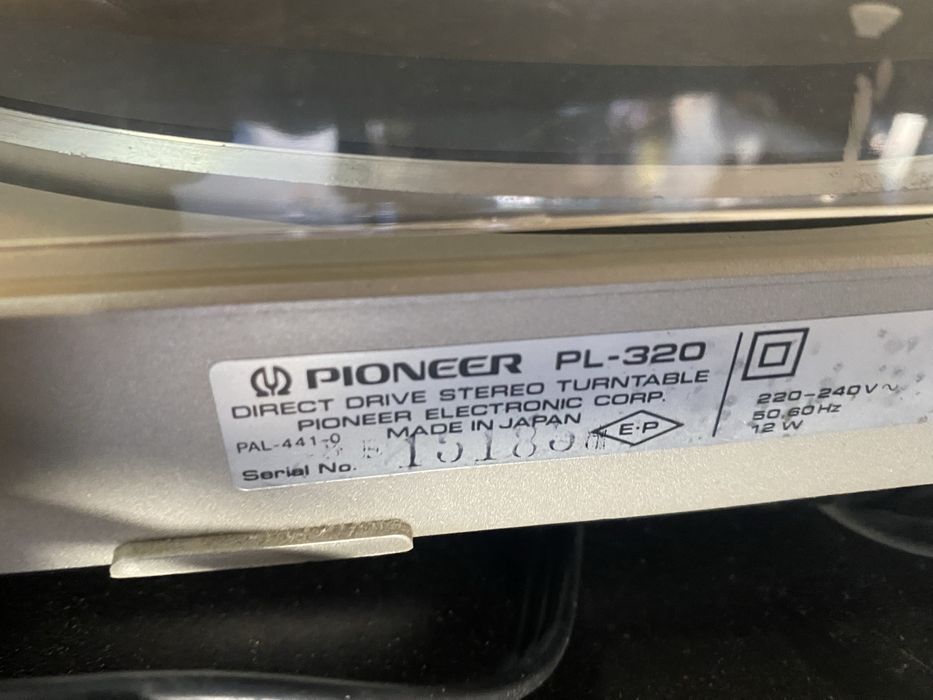 Проигрыватель винила Pioneer
