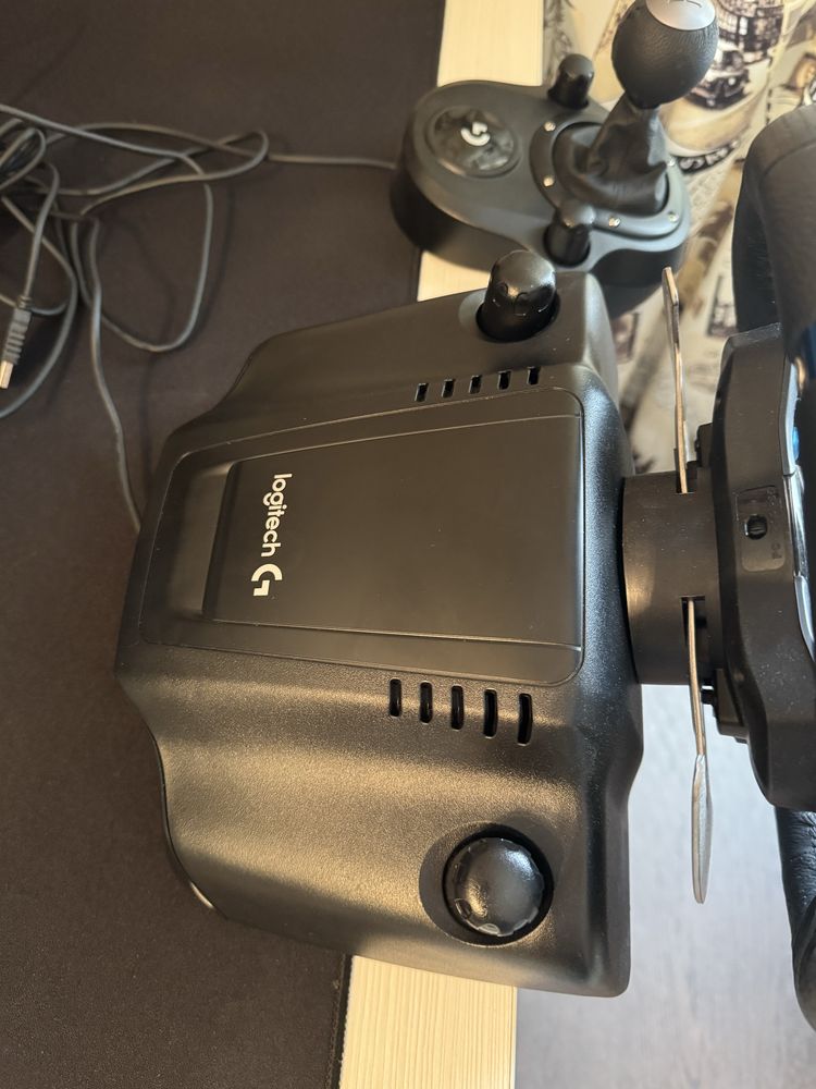 Ігрове кермо Logitech G29+коробка передач як нове