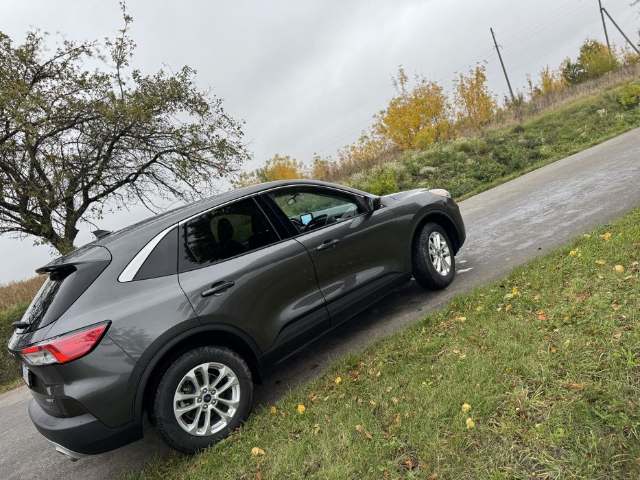 Ford Escap 2020 року
