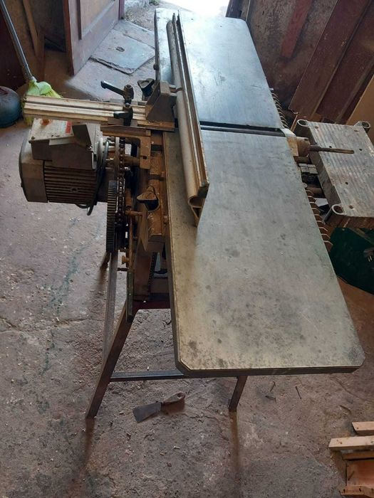 Máquina plaina desengrossadeira - DeWalt