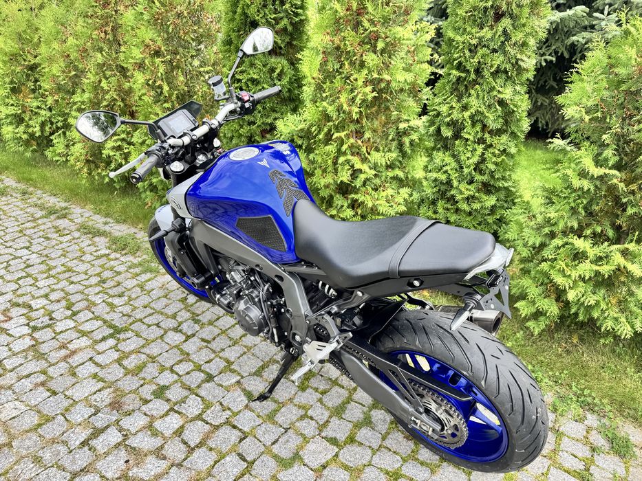 YAMAHA MT-09 MT09 full akrapovic  niski przebieg 3x kluczyk ksiazka