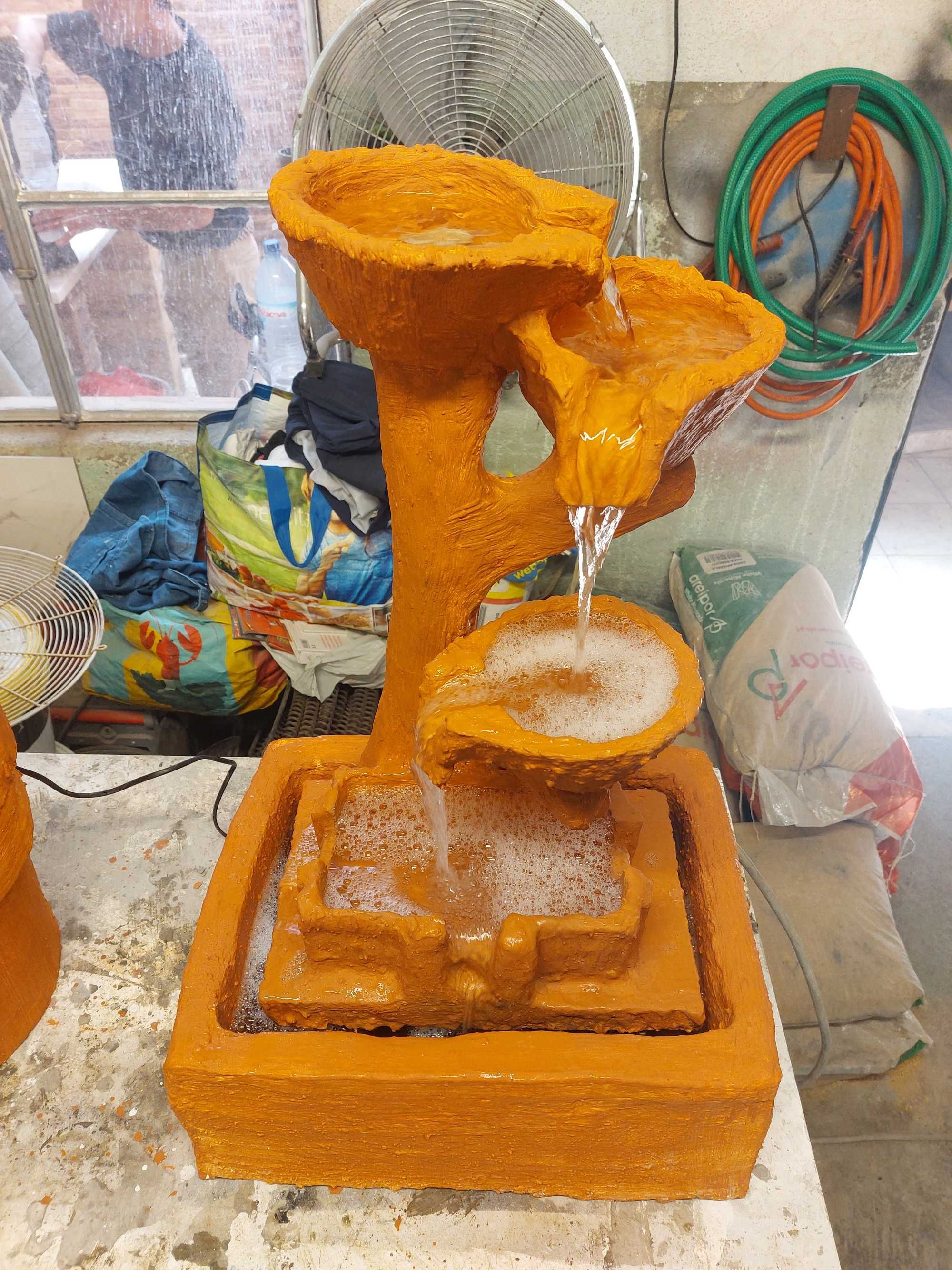 Cascata de Água feita à mão