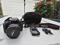 Aparat fotograficzny Canon E0S 1200D