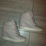 Sneakersy Carinii 37