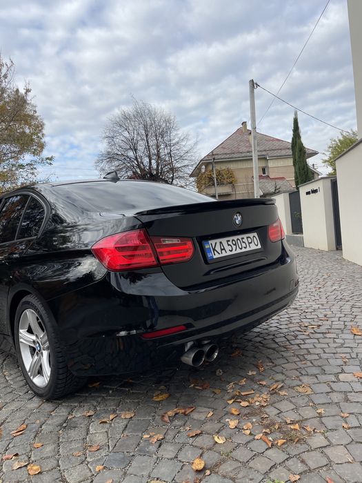 Шикарна BMW F30
