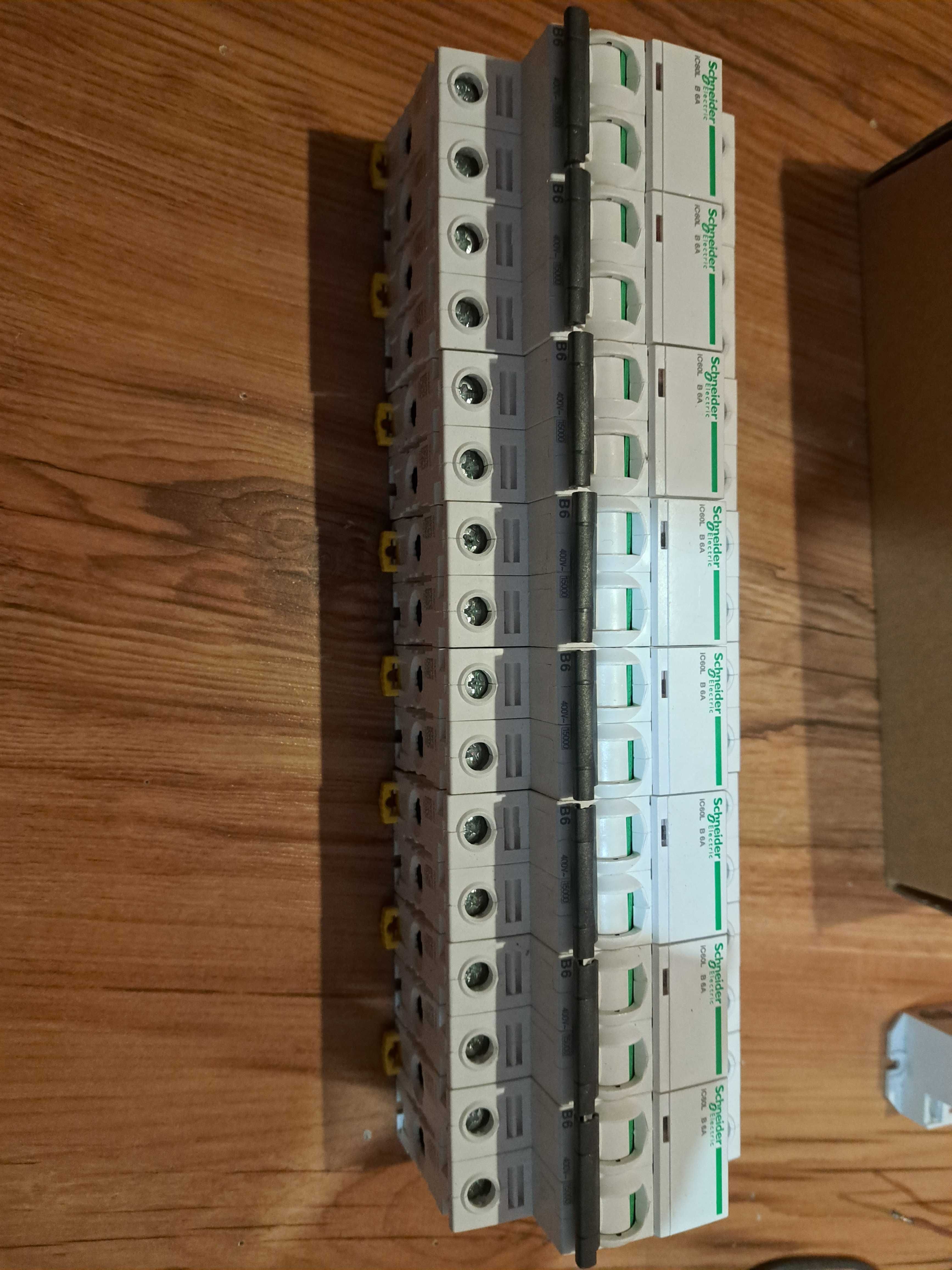 Wyłącznik nadprądowy 2P B 6A 15kA AC iC60L-B6-2 8szt.