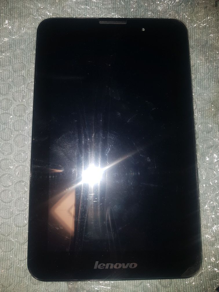 Новый жк дисплей с рамкой и сенсором.А 3000 lenovo.