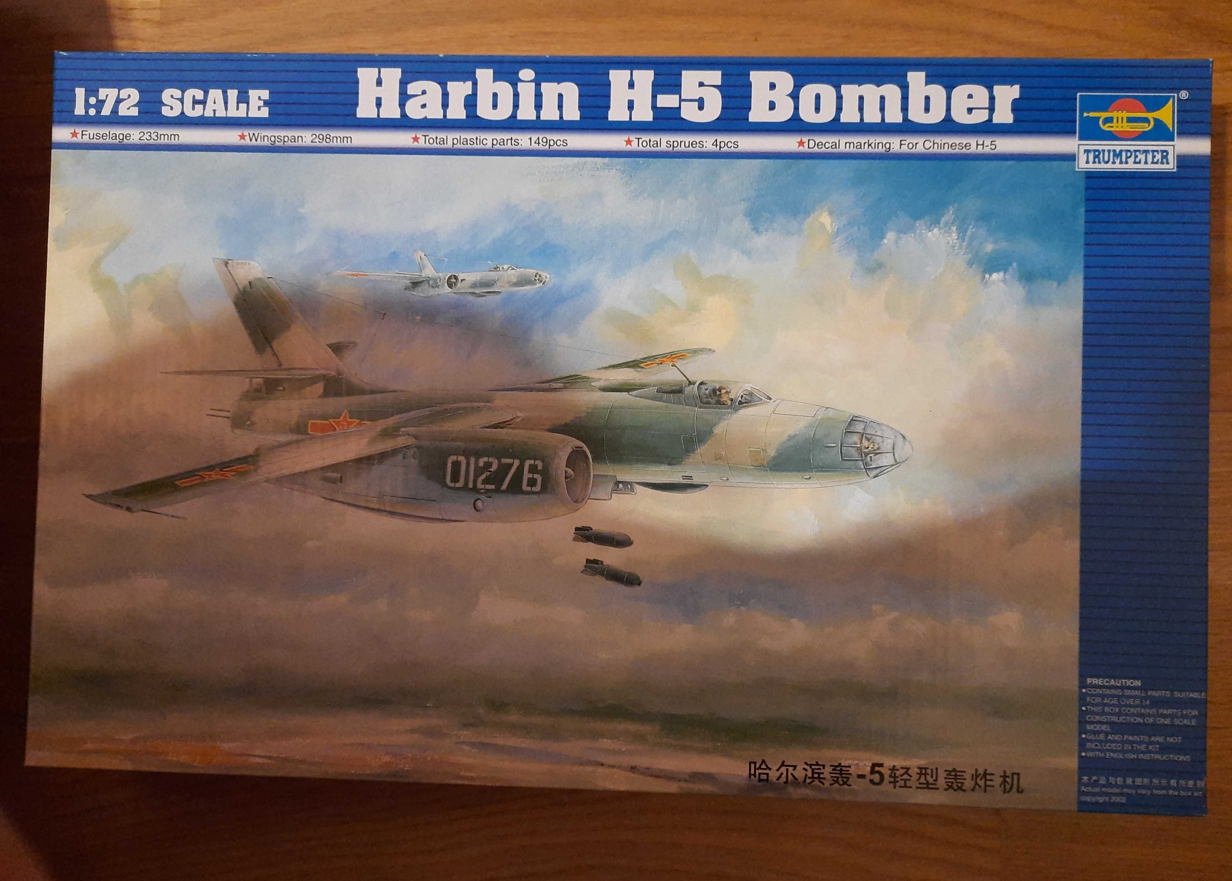 Trumpeter model do sklejania Harbin H-5 Bomber skala 1/72