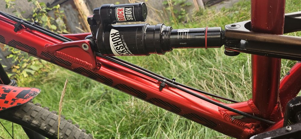 Rower Enduro DH Dartmoor Blackbird Pro 2019 L 27.5