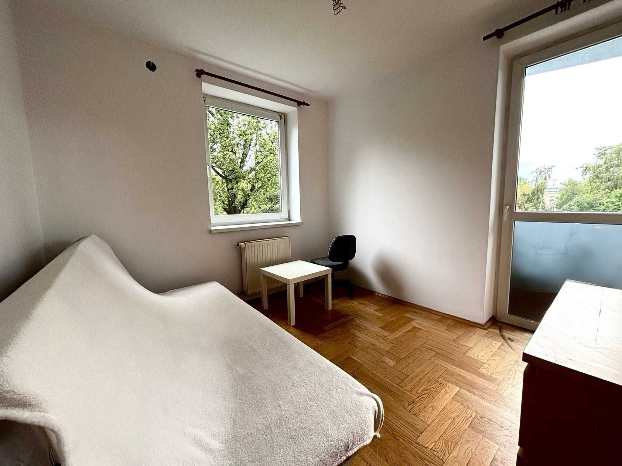 3 pokojowe mieszkanie na wynajem z balkonem w świetnej lokalizacji