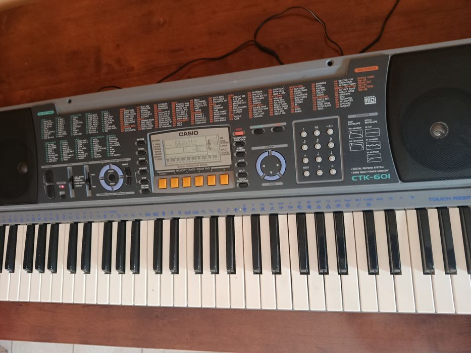 Casio CTK-601 keyboard, klawisze