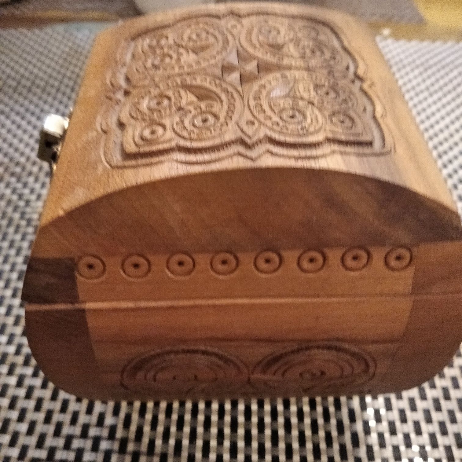 Шкатулка деревянная ручной работы оаботы