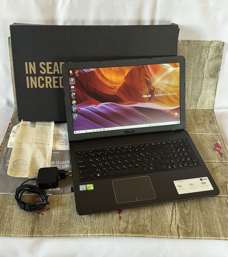 Ноутбук Asus X543UB-DM1296T i3 256 Gb Geforce MX110 состояние нового
