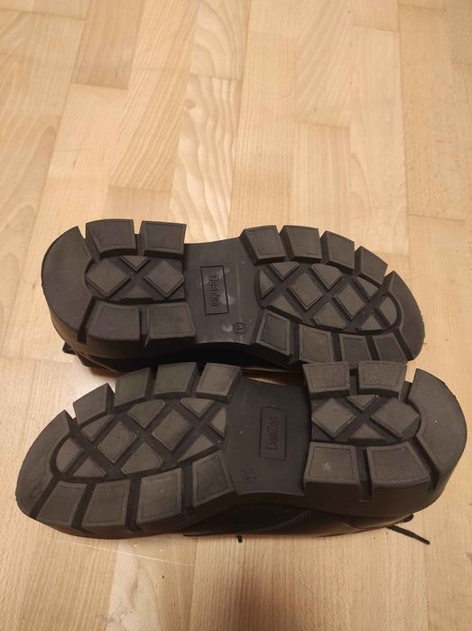 Buty Półbuty DeeZee HY24249-4 Czarny Loafersy