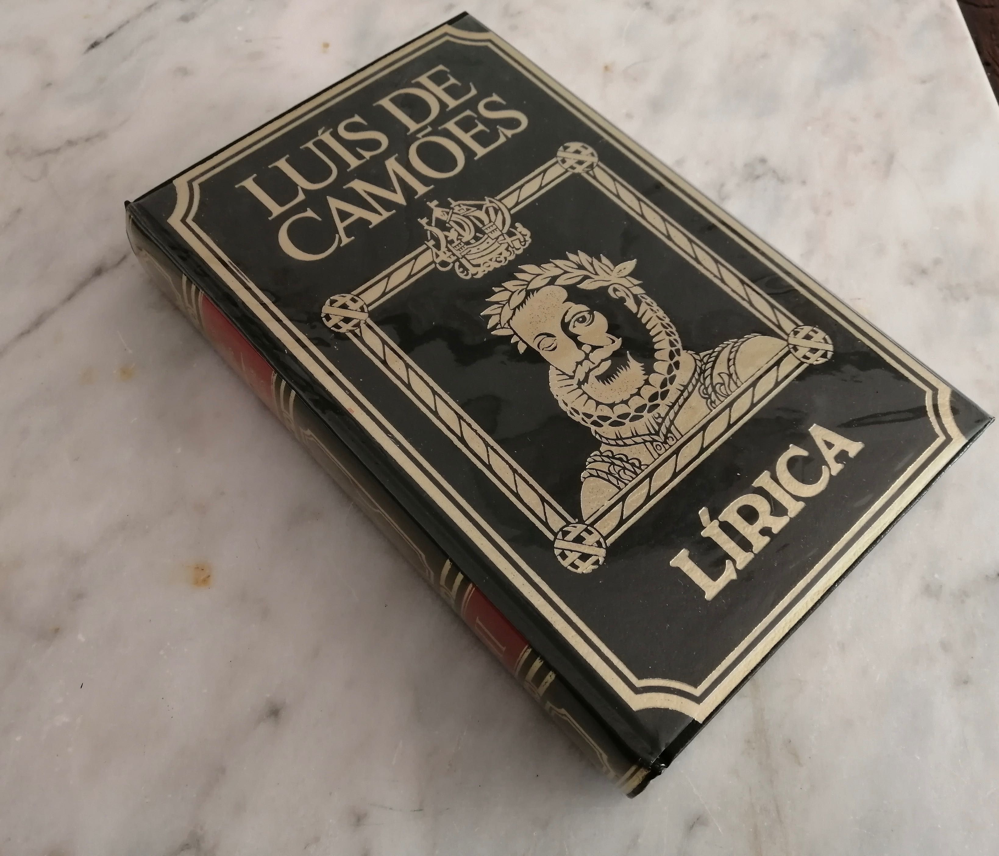 vários livros de capa dura em estado novo, valor pode variar.