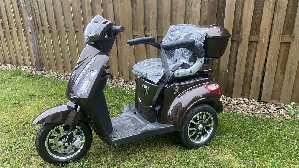 Wozek elektryczny 3 kolowy skuter senior bateria litowojonoa wozek