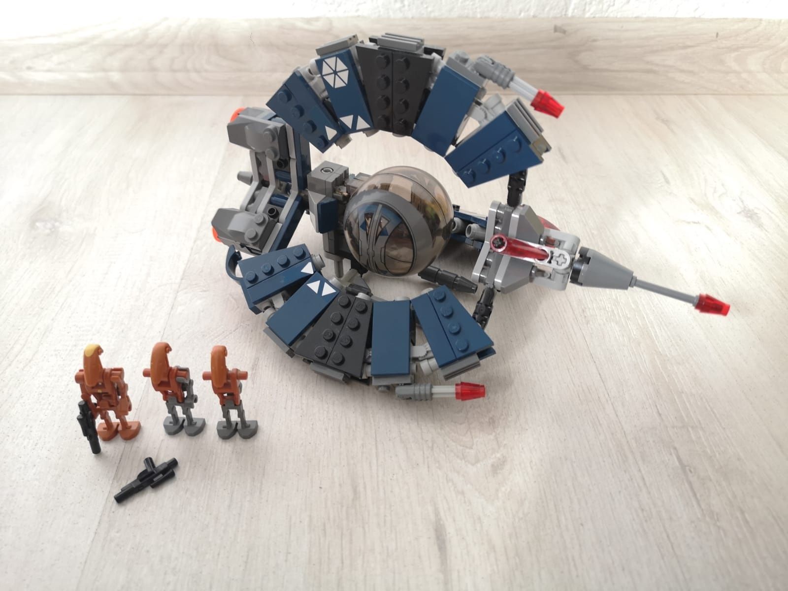 LEGO Star Wars 8086 Droid Tri-fighter