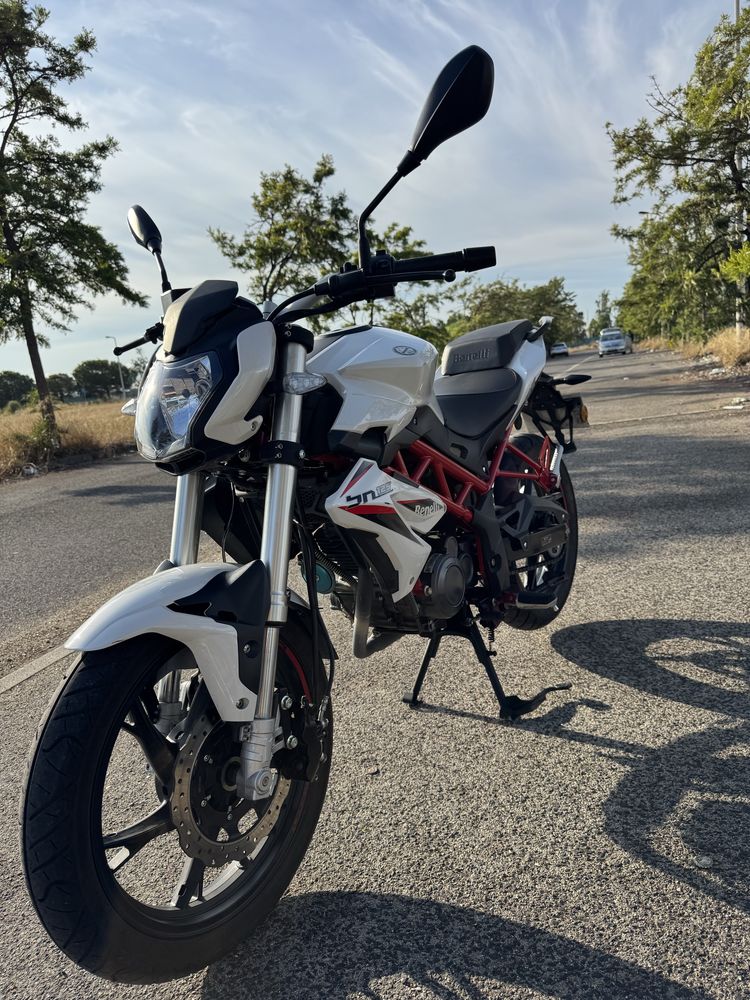 Mota Benelli bn 125