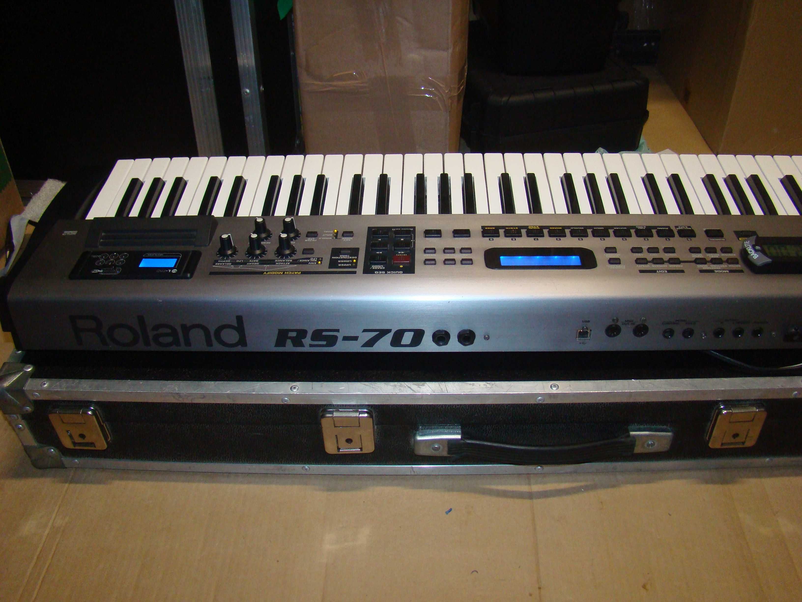 Keyboard Roland RS-70 syntezator z pokrowcem