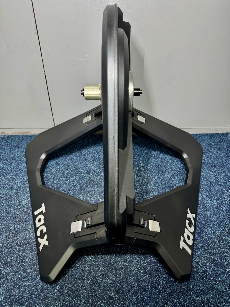 Смарт-станок Tacx Neo | Автономна робота | Повний комплект | Zwift