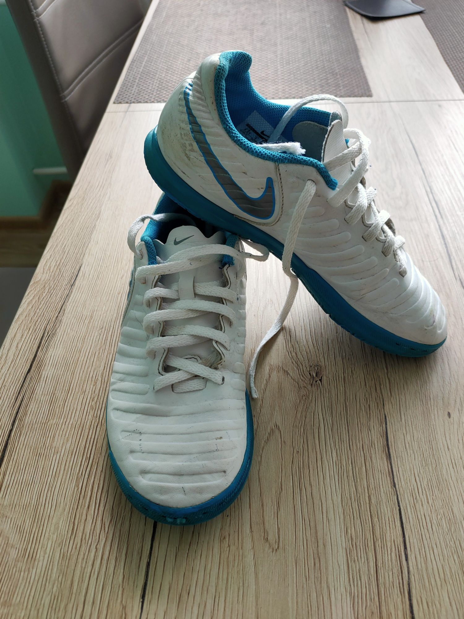 Buty Halówki Nike Tiempo x 36,5