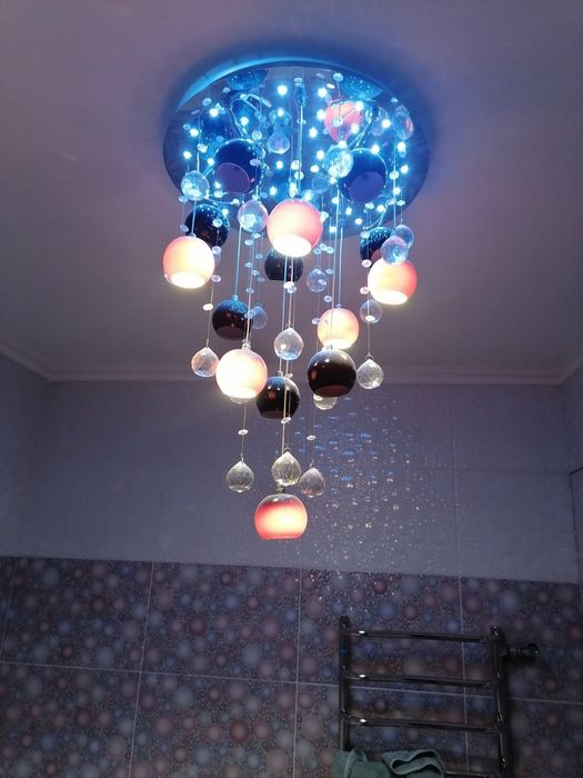 Люстра шарики хрусталь на пульте