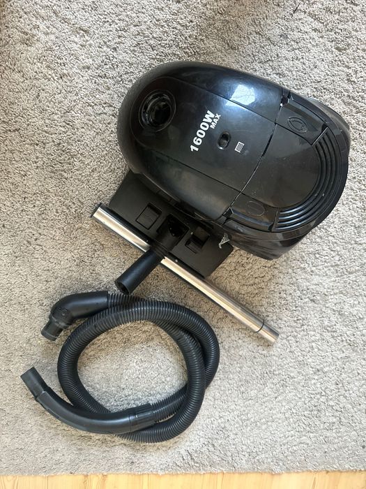 odkurzacz  Dobry stan