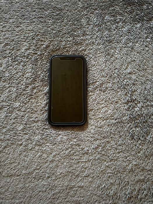 iPhone 11 128 GB – zadbany, komplet, szkło hartowane, dowód zakupu