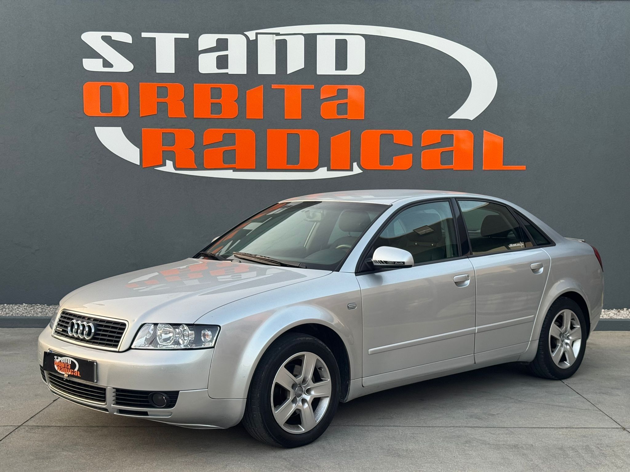 Audi A4 1.9 TDi M5