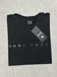 T-Shirt Hugo Boss preta tamanho L