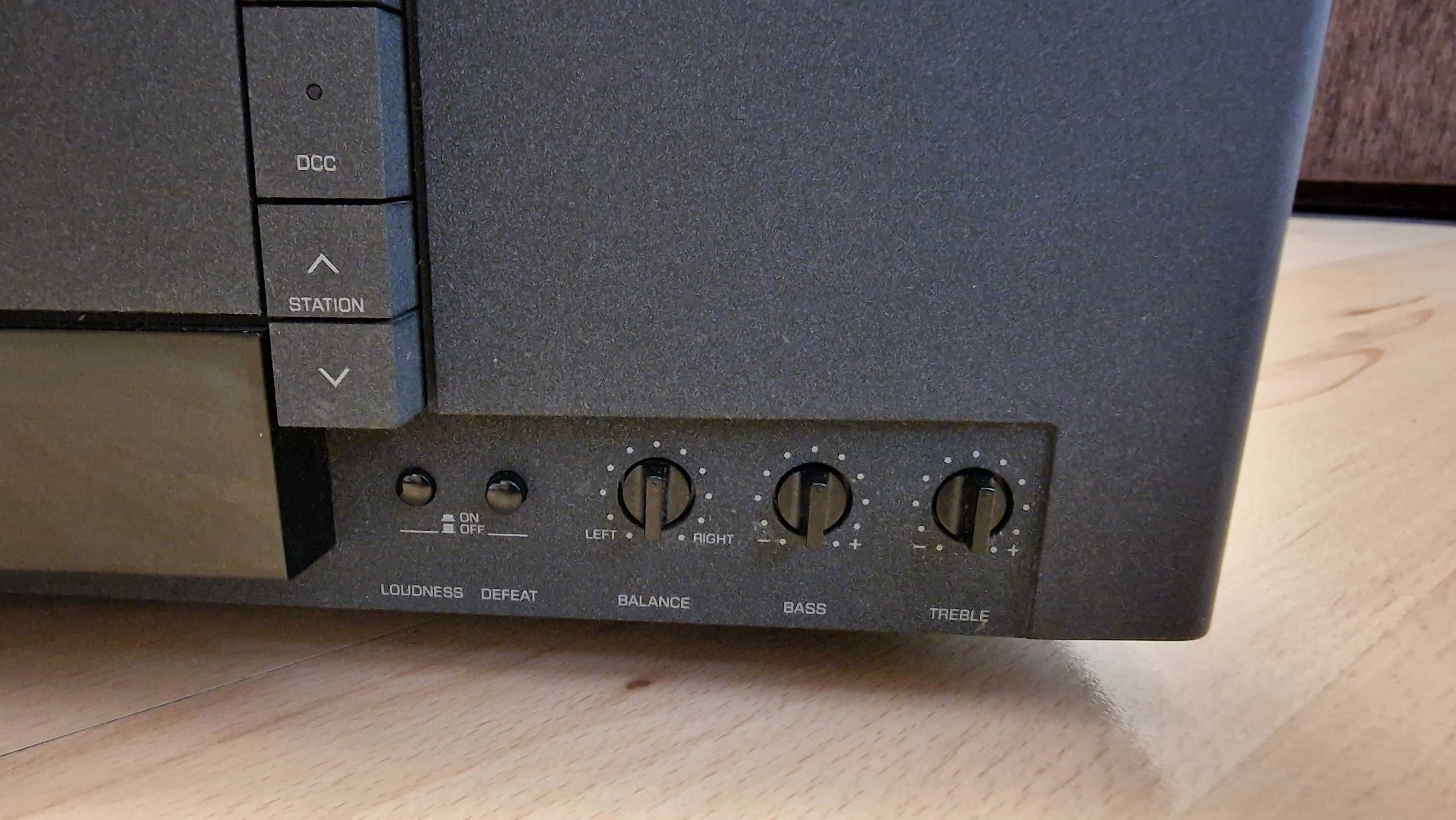 Grundig R210 amplituner