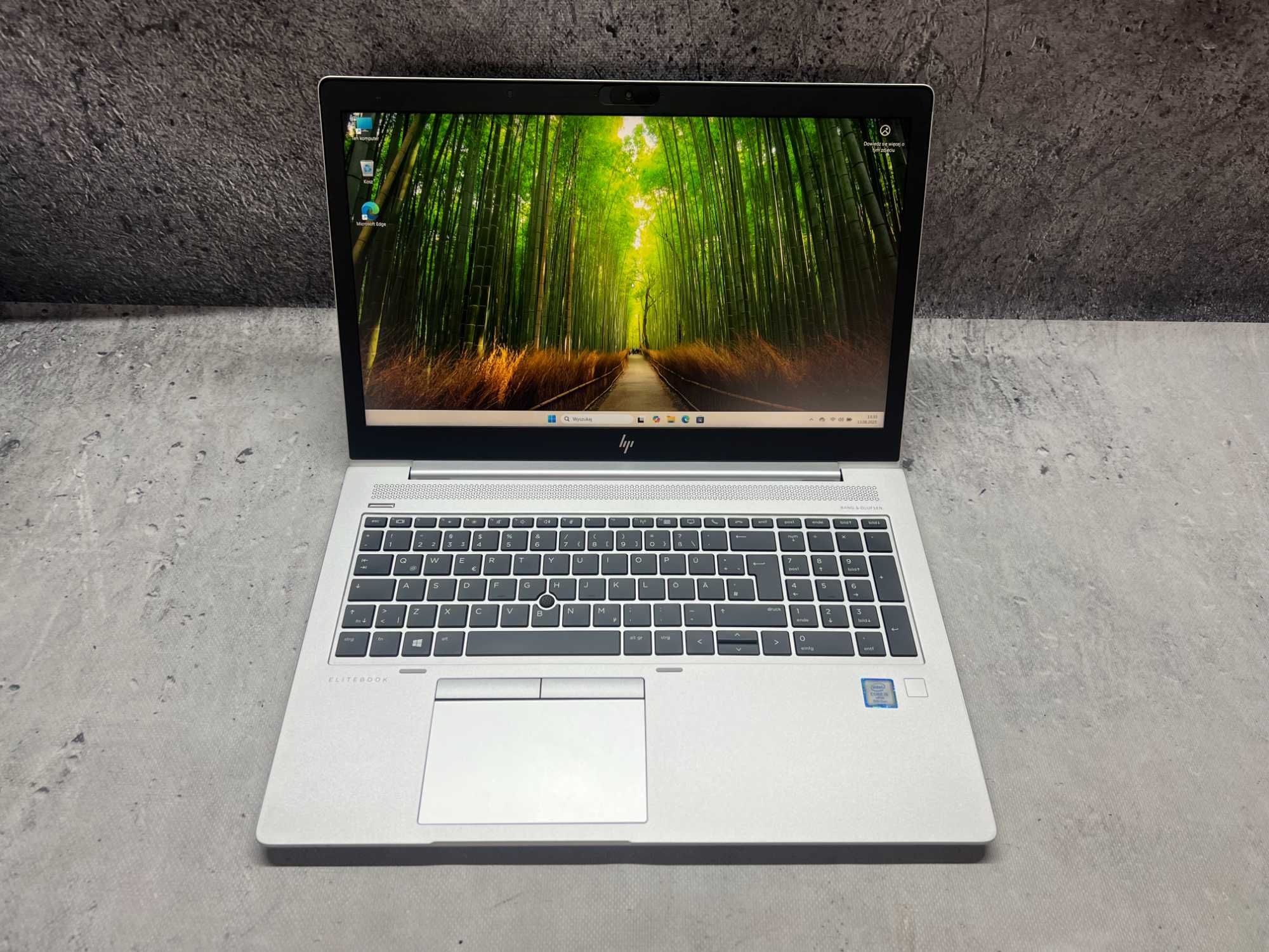 HP EliteBook 850 G5 / i5 8350u 3.6GHz / 8GB DDR4 / 256 SSD / 15.6 FHD