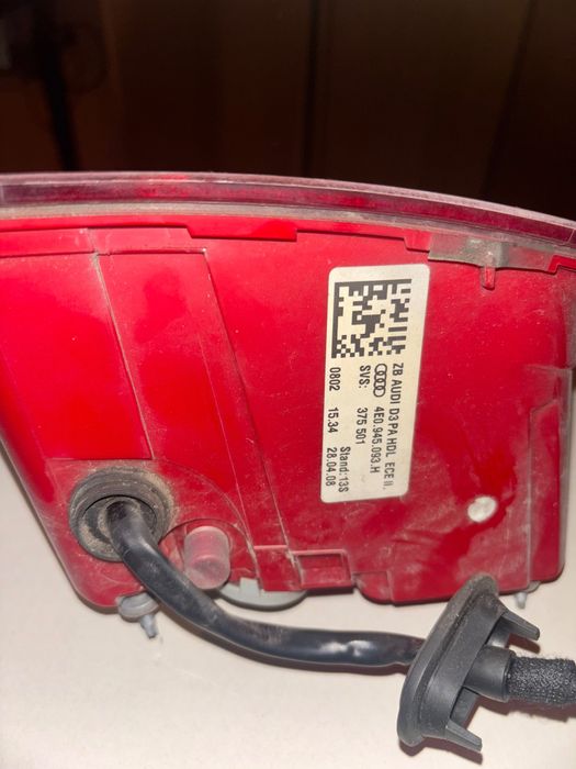 Lampa tył A8 D3 lewa led klapa 2 lift