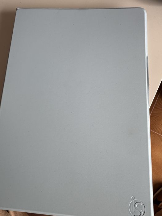 Capa para iPad nova comprada no Icenter .